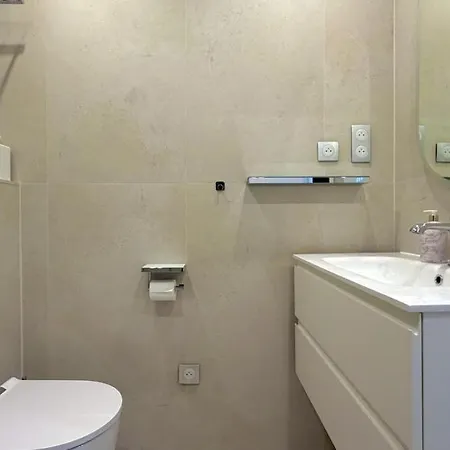 La Roya Luxury Near Pool Ac Parking Lägenhet *