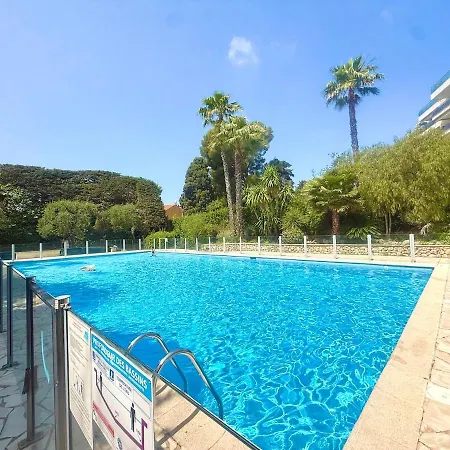 Lägenhet La Roya Luxury Near Pool Ac Parking