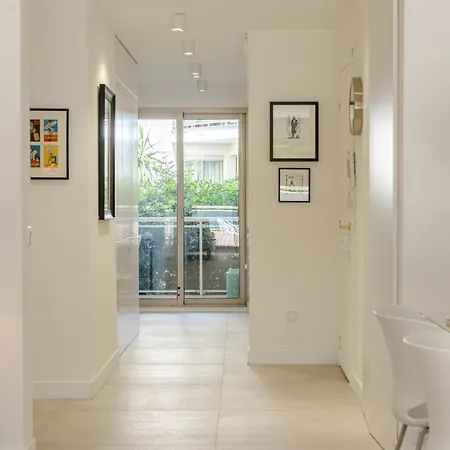 La Roya Luxury Near Pool Ac Parking Apartment *
