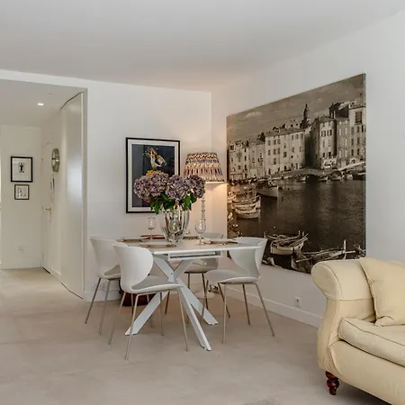 La Roya Luxury Near Pool Ac Parking Appartement