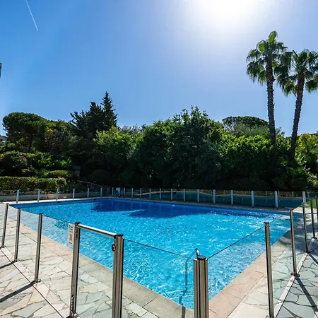 La Roya Luxury Near Pool Ac Parking Apartment *